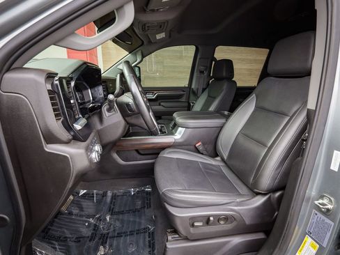 Used 2024 GMC Sierra 2500 SLT w/ Max Trailering Package AWD/4WD image 13