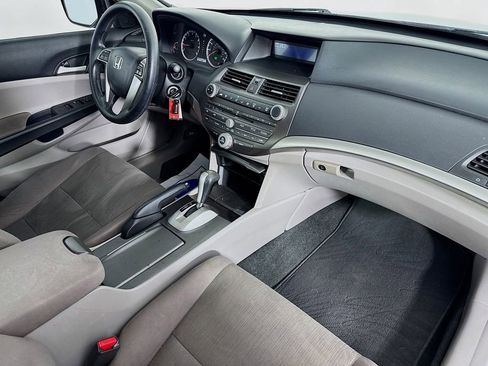 Used 2012 Honda Accord LX image 32