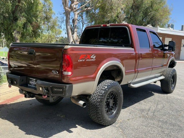 Used 2005 Ford F250 4x4 Crew Cab Super Duty image 2