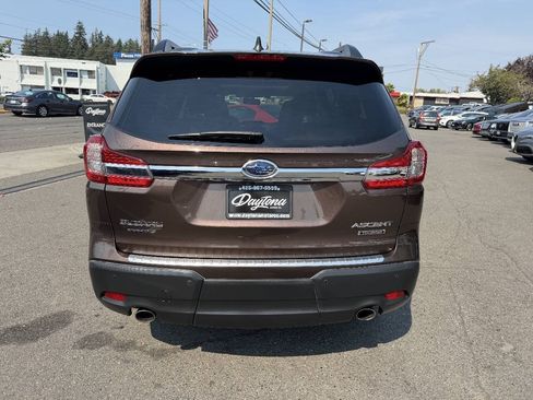 Used 2019 Subaru Ascent Touring w/ Popular Package #3 AWD/4WD image 4