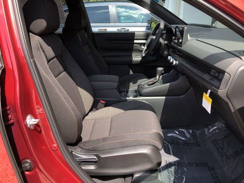 Used 2024 Honda CR-V Sport image 11