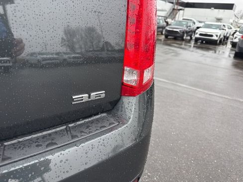 Used 2014 Cadillac SRX FWD image 28