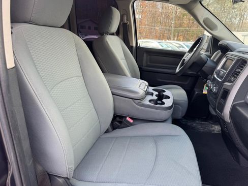 Used 2015 RAM 1500 Express image 21