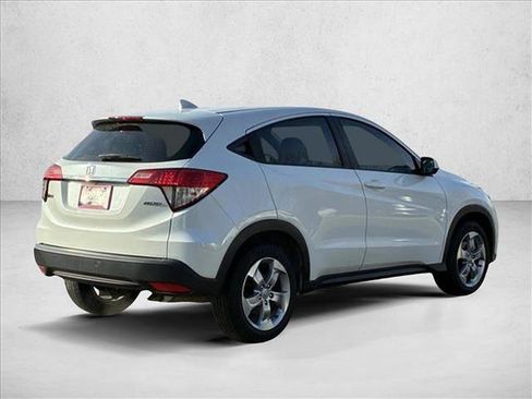 Used 2021 Honda HR-V LX image 5