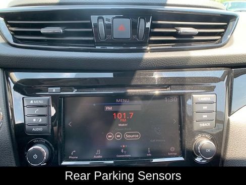Used 2021 Nissan Rogue Sport SV AWD/4WD image 17