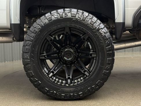 Used 2026 GMC Sierra 3500 Denali Ultimate AWD/4WD image 11