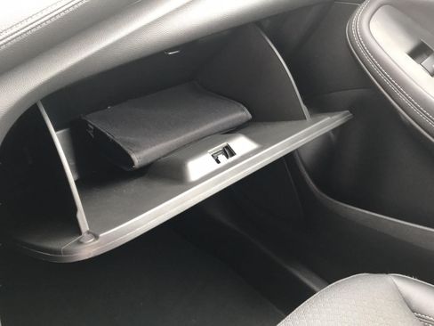 Used 2023 Buick Encore GX Select w/ Sport Touring Package FWD image 28