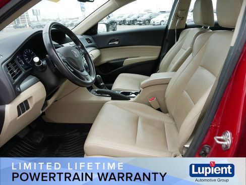 Used 2017 Acura ILX w/ Premium Package FWD image 14