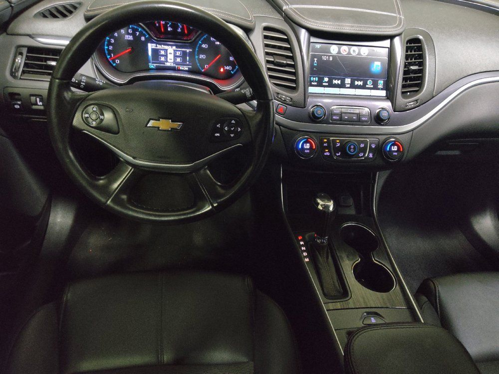 Used 2019 Chevrolet Impala LT FWD image 22