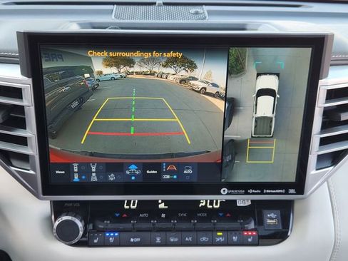 Used 2023 Toyota Tundra Capstone AWD/4WD image 16