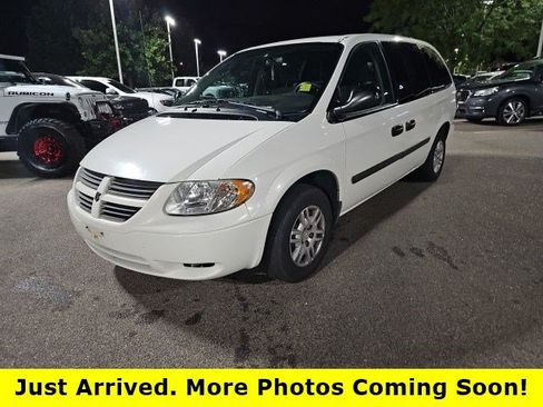 Used 2007 Dodge Grand Caravan SE w/ Popular Equipment Group II FWD image 1