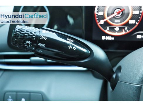 Certified 2025 Hyundai Elantra SEL image 20