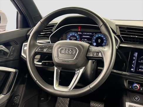 Certified 2025 Audi Q3 2.0T Premium Plus w/ Premium Plus Package AWD/4WD image 14