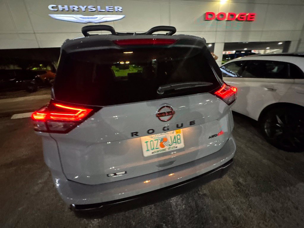 Used 2026 Nissan Rogue SV w/ Rock Creek Premium Package AWD/4WD image 9