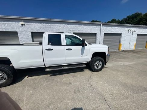 Used 2015 Chevrolet Silverado 2500 W/T w/ WT Convenience Package AWD/4WD image 21