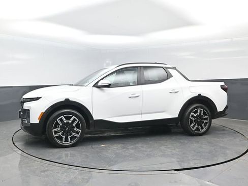 Used 2025 Hyundai Santa Cruz Limited AWD/4WD image 4