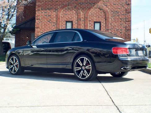 Used 2018 Bentley Flying Spur S V8 AWD/4WD image 7