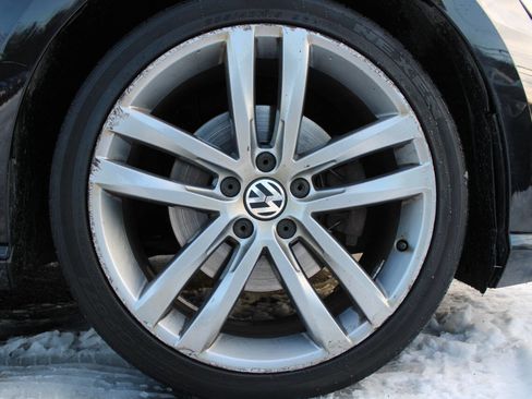 Used 2017 Volkswagen Passat 1.8T R-Line image 22