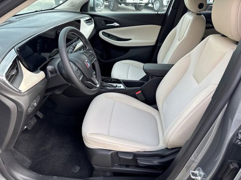 New 2025 Buick Encore GX Preferred image 25