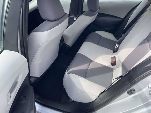 Used 2025 Toyota Corolla LE FWD image 10