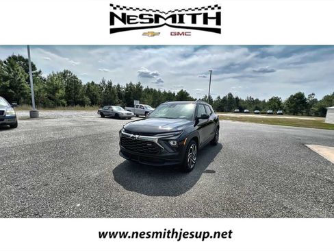 New 2026 Chevrolet TrailBlazer RS w/ Driver Confidence Package image 1