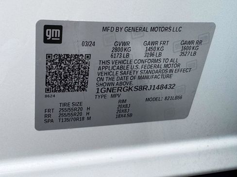 Used 2024 Chevrolet Traverse LT w/ Midnight/Sport Edition FWD image 28