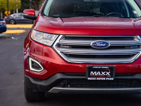 Used 2018 Ford Edge SEL w/ Equipment Group 201A image 5