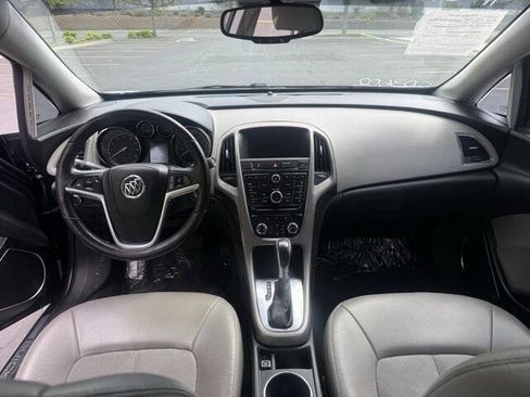 Used 2016 Buick Verano FWD image 9