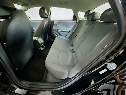 Used 2025 Kia K4 LXS image 28