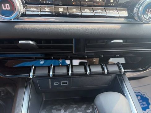 New 2026 GMC Canyon Elevation w/ Convenience Package AWD/4WD image 23