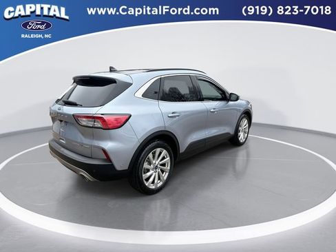 Certified 2022 Ford Escape Titanium w/ Titanium Elite Package image 8