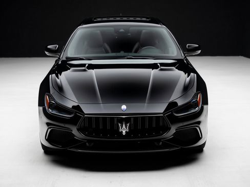 Used 2021 Maserati Ghibli Trofeo image 5