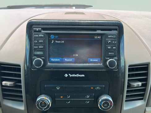 Used 2015 Nissan Titan SV w/ SV Value Truck Package RWD image 19