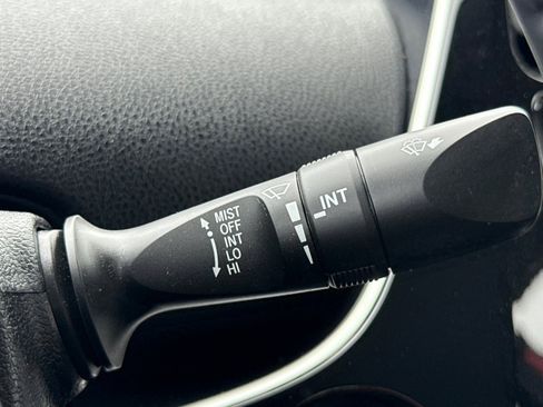 Used 2020 Toyota Prius Prime LE image 31