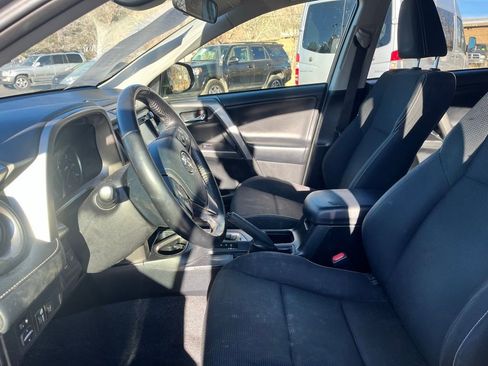 Used 2018 Toyota RAV4 XLE image 13