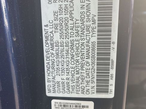 Used 2025 Honda Pilot Sport image 28