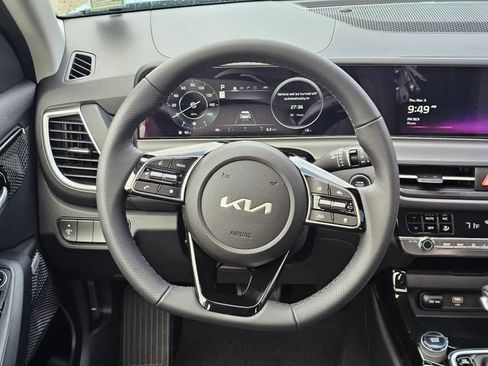 New 2026 Kia Seltos SX w/ SX Sunroof Package AWD/4WD image 16
