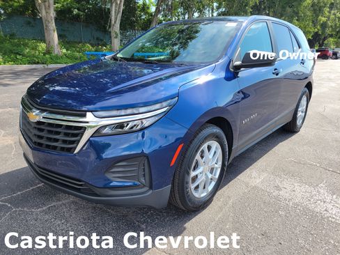 Certified 2022 Chevrolet Equinox LS w/ LS Convenience Package FWD image 1