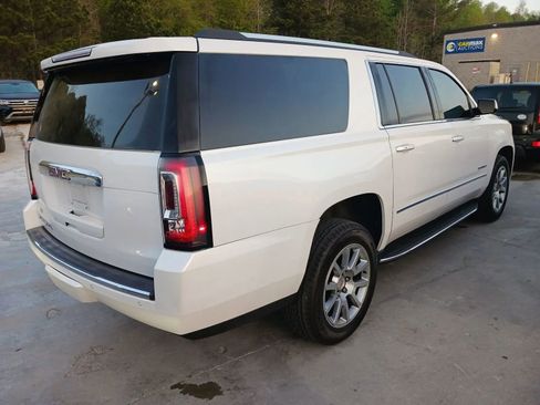 Used 2020 GMC Yukon XL Denali w/ Open Road Package image 2