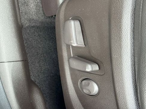 Used 2019 Hyundai Santa Fe Limited image 23