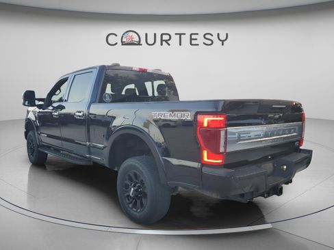 Used 2021 Ford F350 Platinum w/ Tremor Off-Road Package image 2