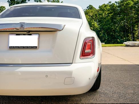 Used 2020 Rolls-Royce Phantom Sedan RWD image 64