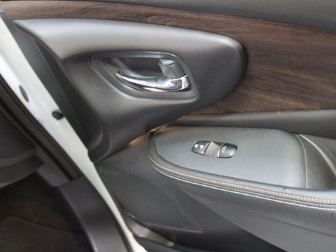 Used 2021 Nissan Murano Platinum image 21