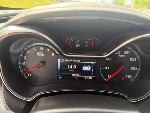 Used 2019 Chevrolet Impala LT FWD image 15