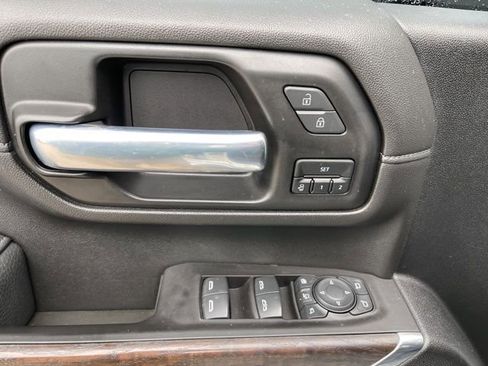 Used 2021 GMC Sierra 2500 Denali w/ Denali Ultimate Package image 17