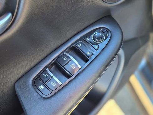 Used 2024 INFINITI QX50 Luxe image 23