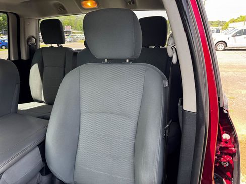 Used 2018 RAM 1500 Express w/ Express Value Package AWD/4WD image 24
