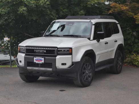 Used 2025 Toyota Land Cruiser AWD/4WD image 2