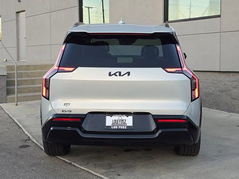 New 2026 Kia EV9 Land w/ Nightfall Edition Package image 5