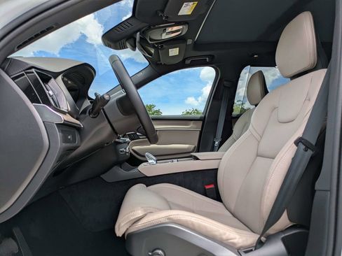 New 2026 Volvo XC90 B6 Ultra w/ Protection Package Premier AWD/4WD image 2